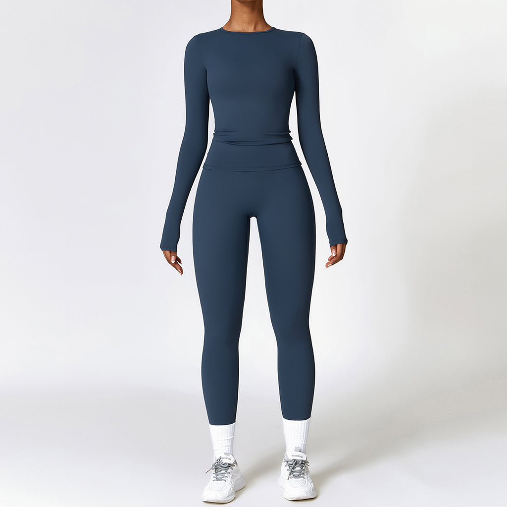 Brushed, quick-dry yoga set with long-sleeve top for high-performance workouts.